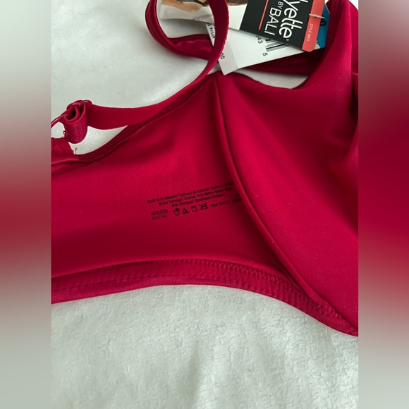 Deep Red NEW WITH TAG BRA
40DDD - Picture 6 of 6